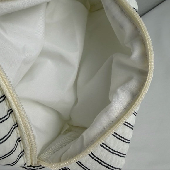 NWOT Cozy Black Stripped Makeup Bag Small Aesthetic Travel Zipper Cosmetic Pouch - Picture 8 of 11